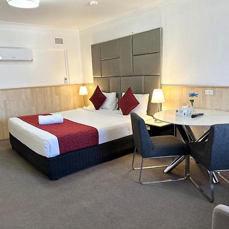 Countryman Motor Inn Cowra Exterior photo
